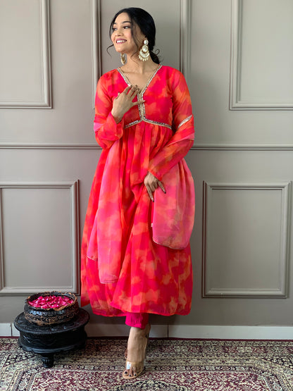 Women Anarkali Printed Kurta Pent Set with Dupatta